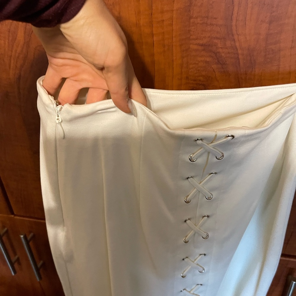 Mini skirt - Picture 3 of 4